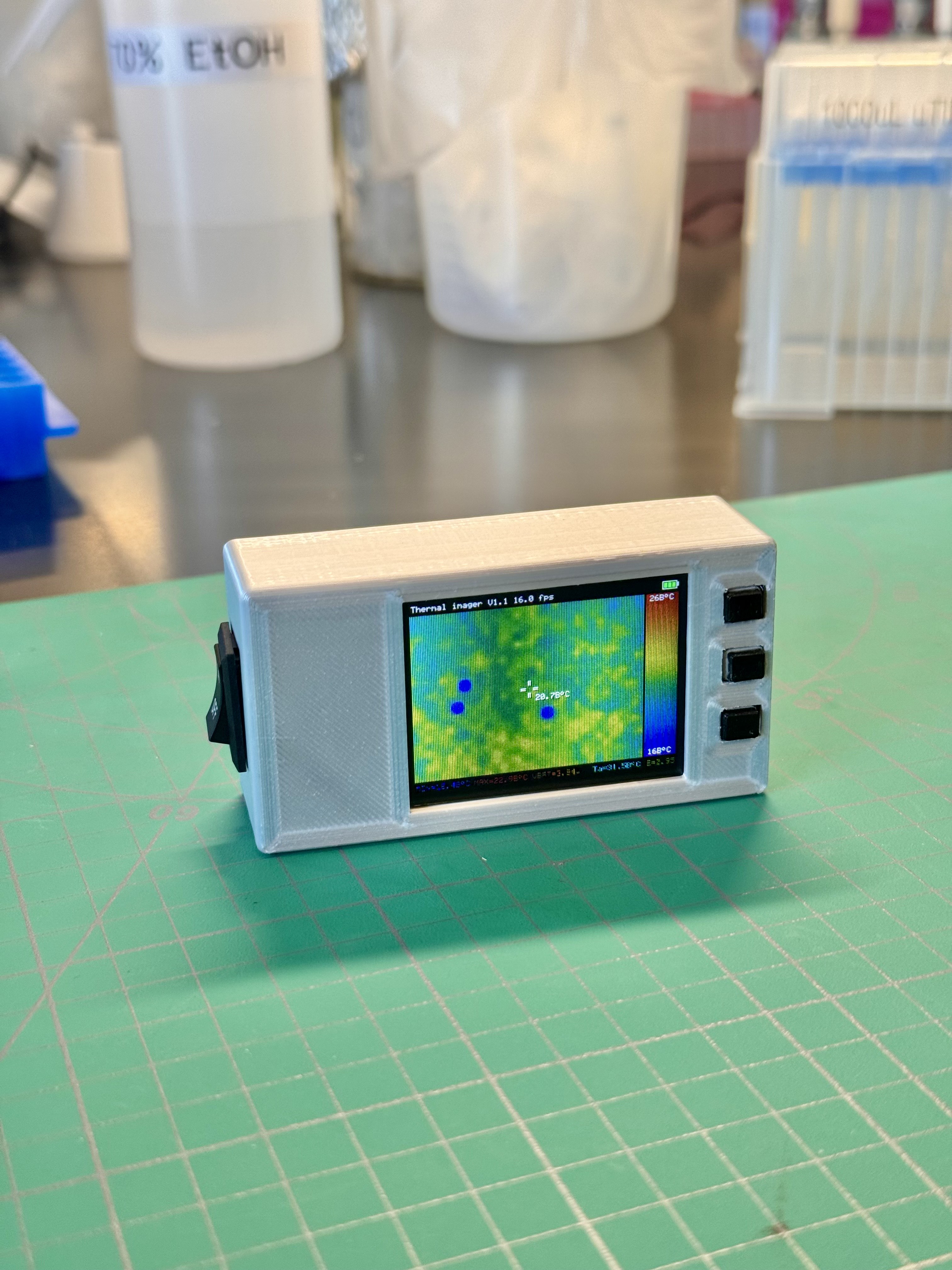 Pocket thermal imager